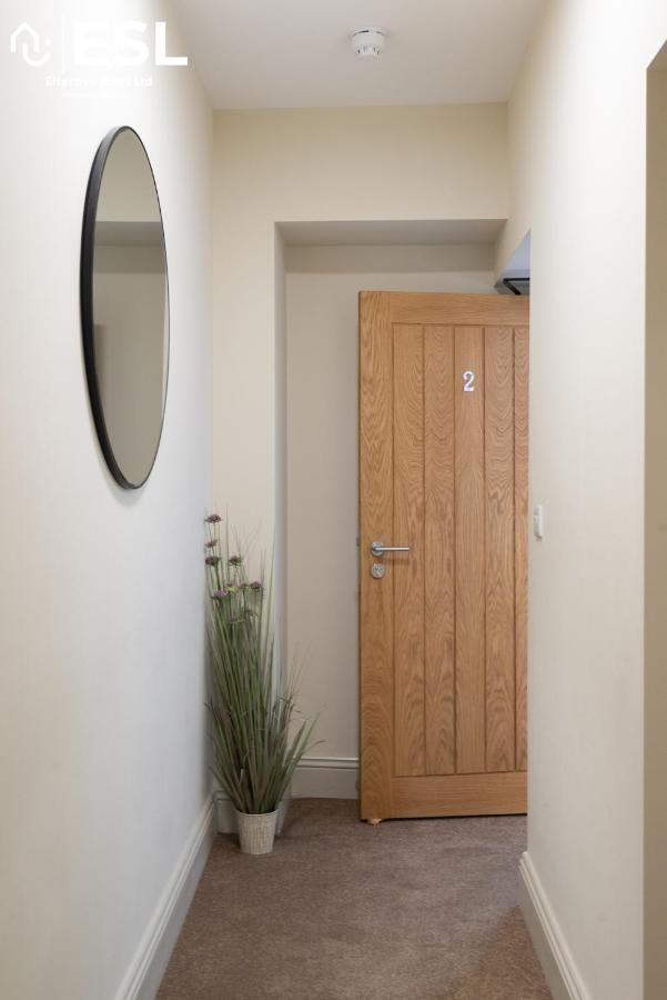 Shrewsbury Square - 2 Bedroom Second Floor Apartment - Perfect Central Location For Exploring Shrewsbury Eksteriør bilde